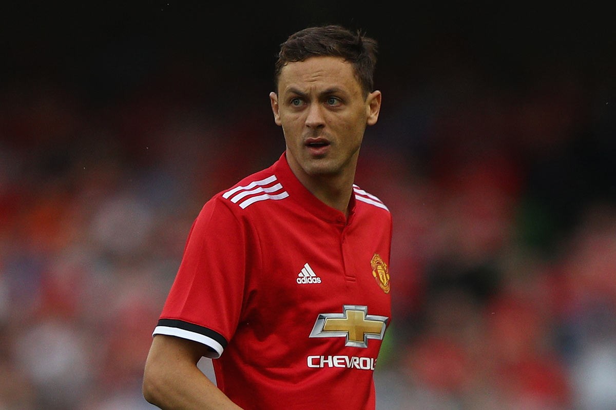 但其背后更 但其背后更